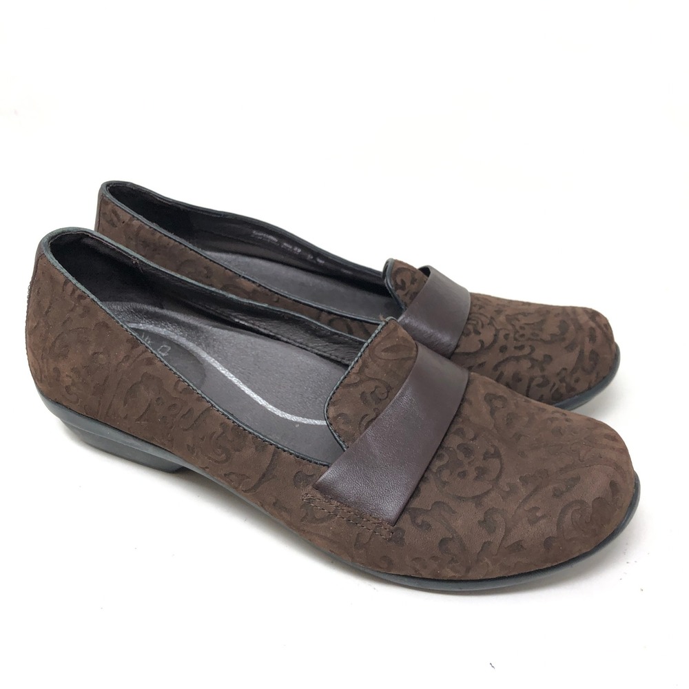 Dansko Womens 39 Oksana Loafers Brown Floral Embossed Suede Leather Slip On